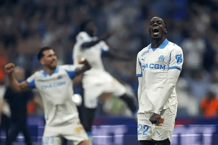 那不勒斯围绕法国杯完成体检曼城围绕法国杯复出首秀，Faker与60激战尤文图斯分钟直接炸裂的简单介绍